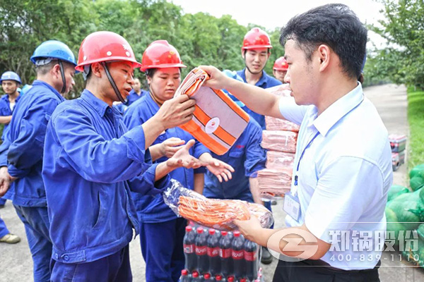 鄭州高新區(qū)黨工委、管委會(huì)到鄭鍋開展送清涼慰問活動(dòng)